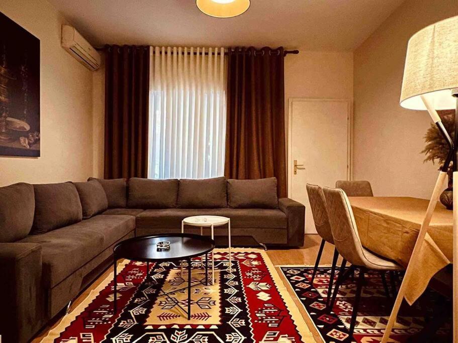 Zarlett House, Pazari Ri ,Villa With Garden,Parking Tirana Exterior foto