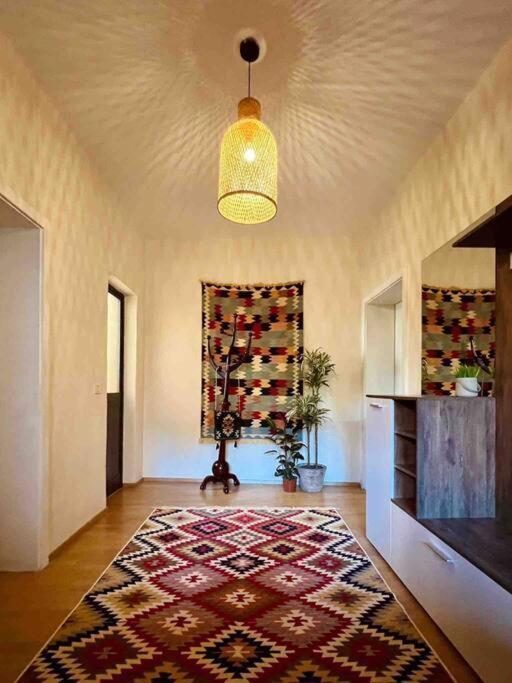 Zarlett House, Pazari Ri ,Villa With Garden,Parking Tirana Exterior foto